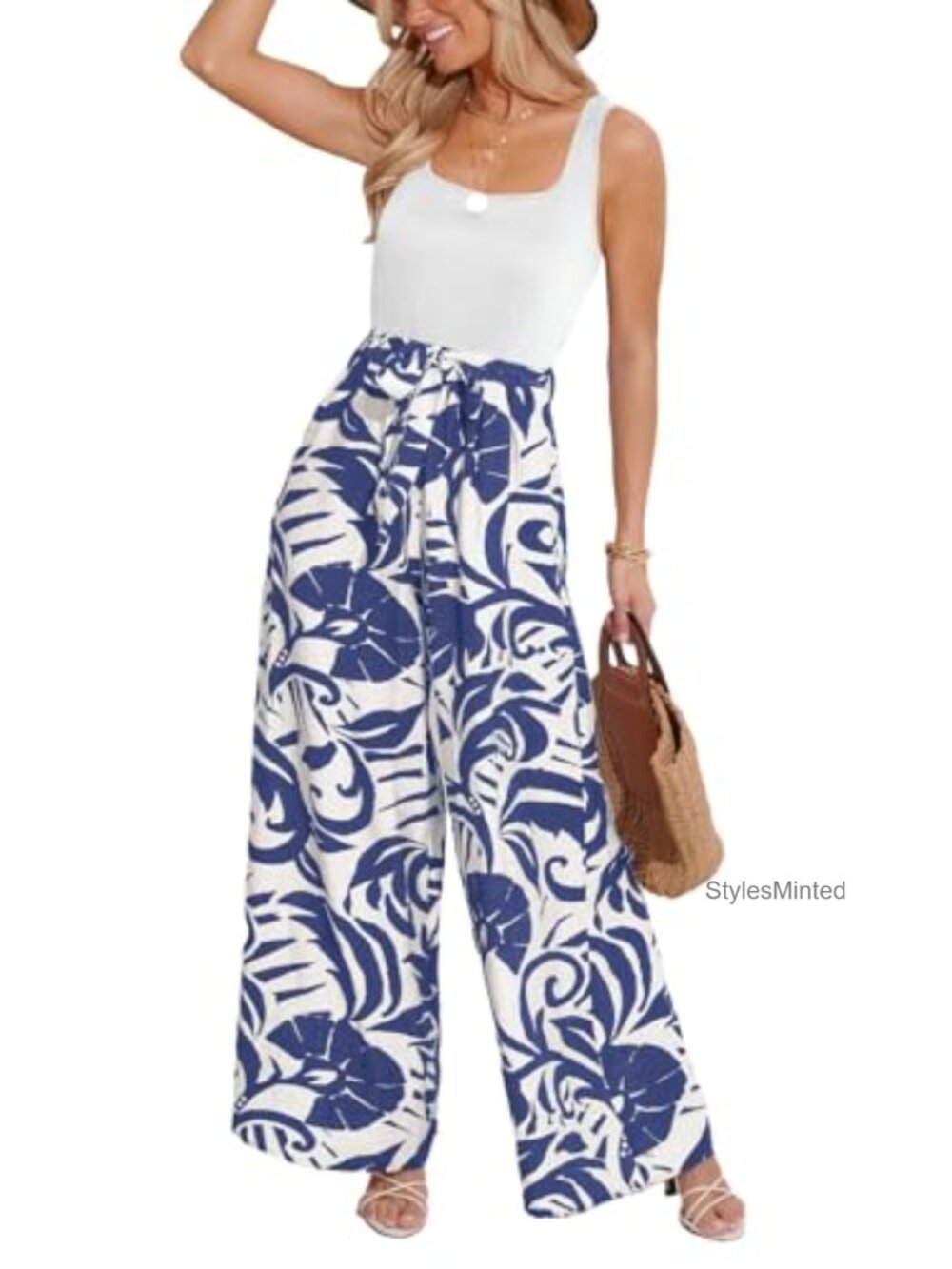 CUPSHE Sleeveless Square Neck Wide Leg Jumpsuit with Pockets
